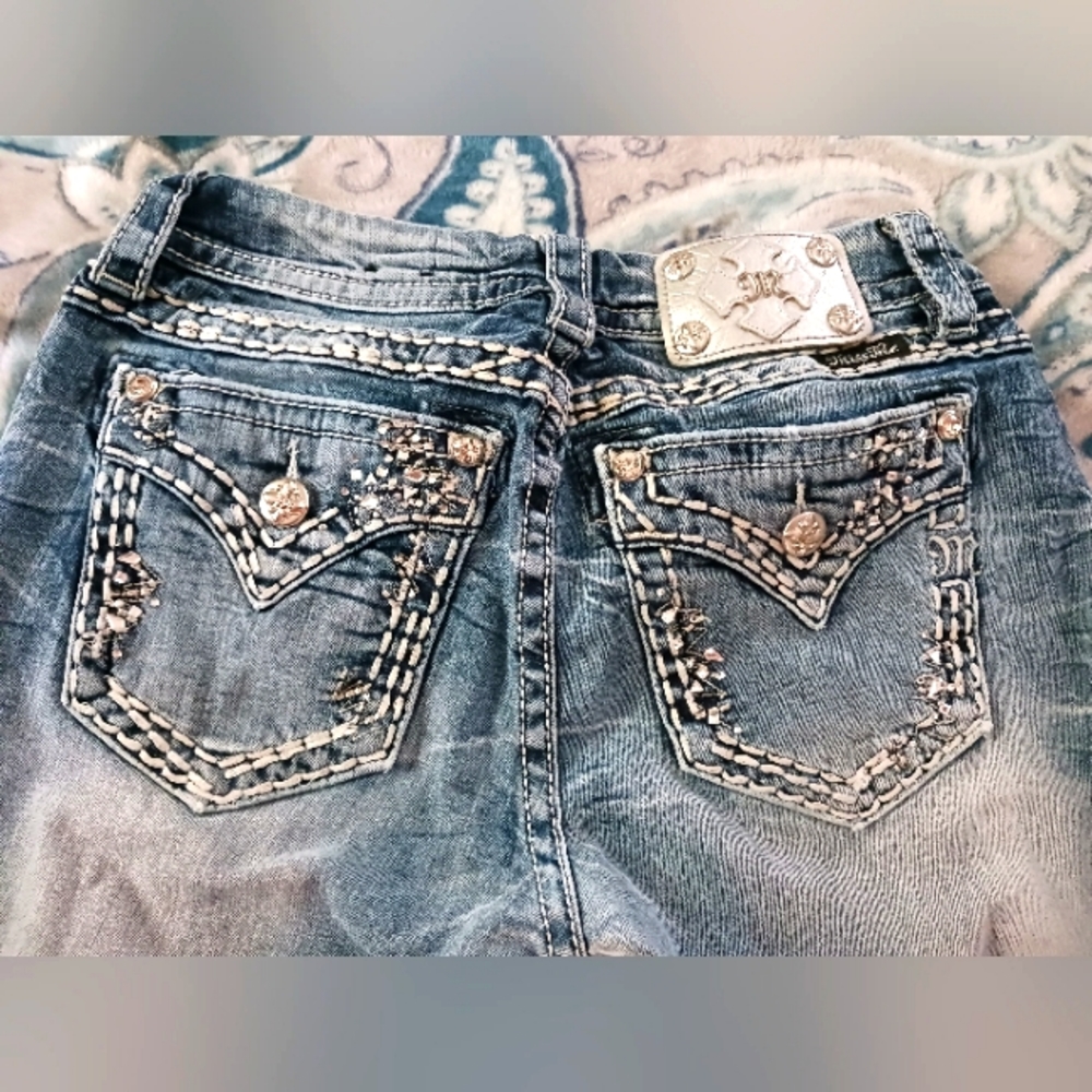 Miss Me crop pants. Size 29